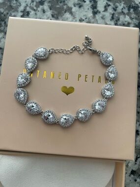 Untamed Petals Silver Teardrop Crystal Bracelet Wedding Jewlery